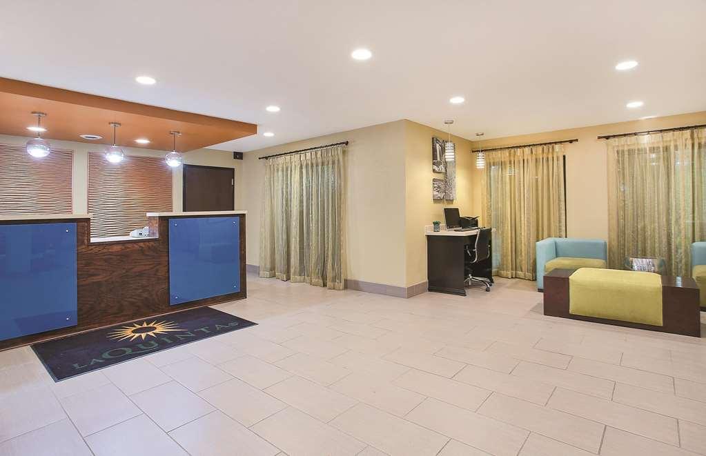 La Quinta Inn By Wyndham Pigeon Forge-Dollywood Интерьер фото