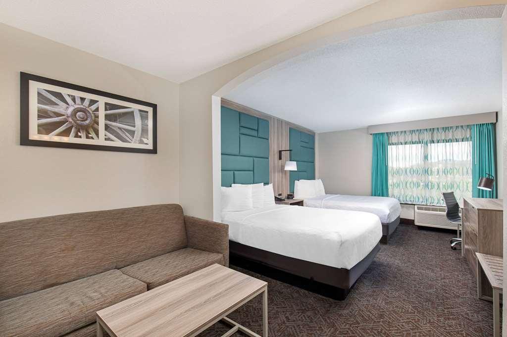 La Quinta Inn By Wyndham Pigeon Forge-Dollywood Номер фото