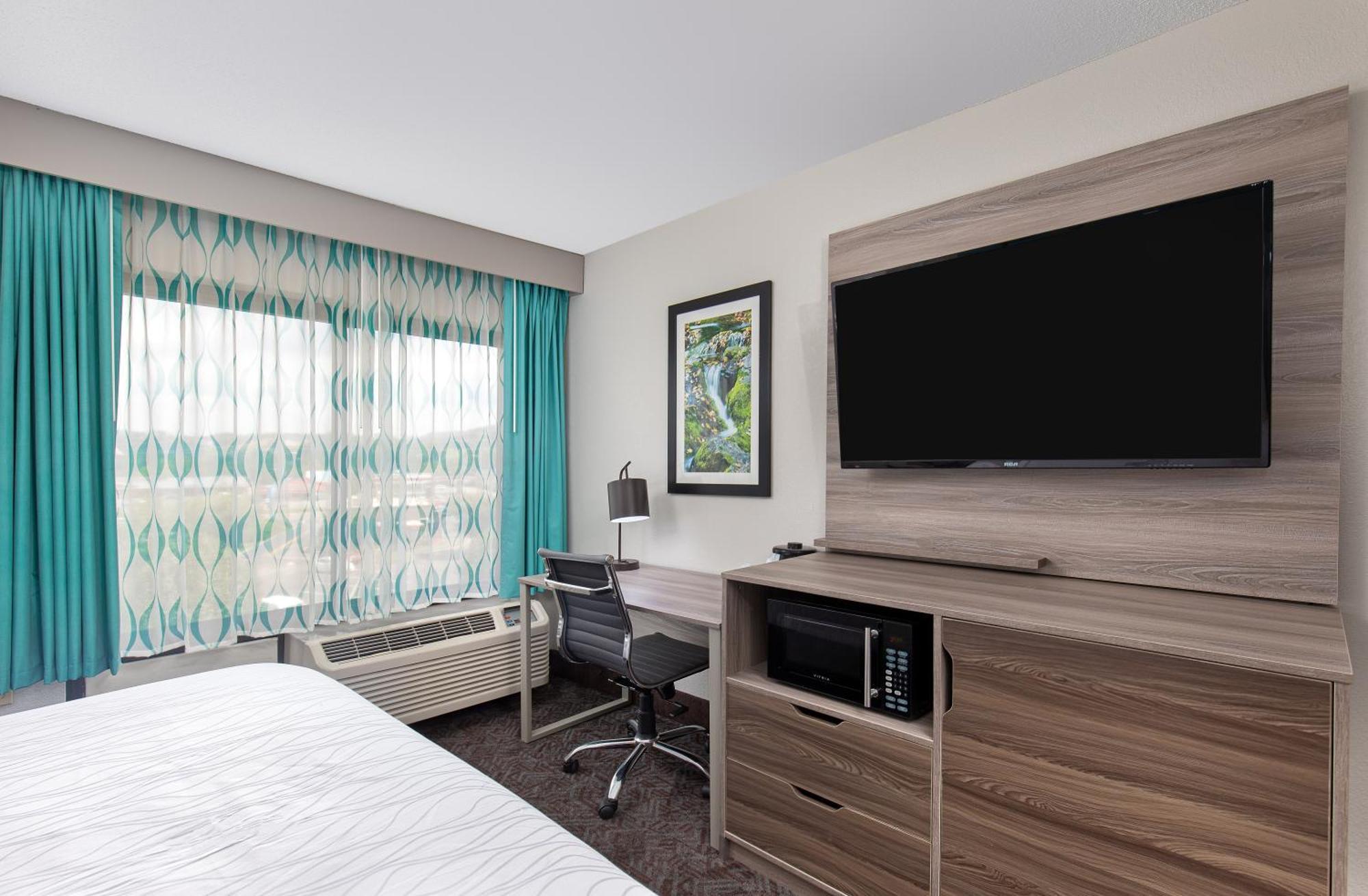 La Quinta Inn By Wyndham Pigeon Forge-Dollywood Экстерьер фото