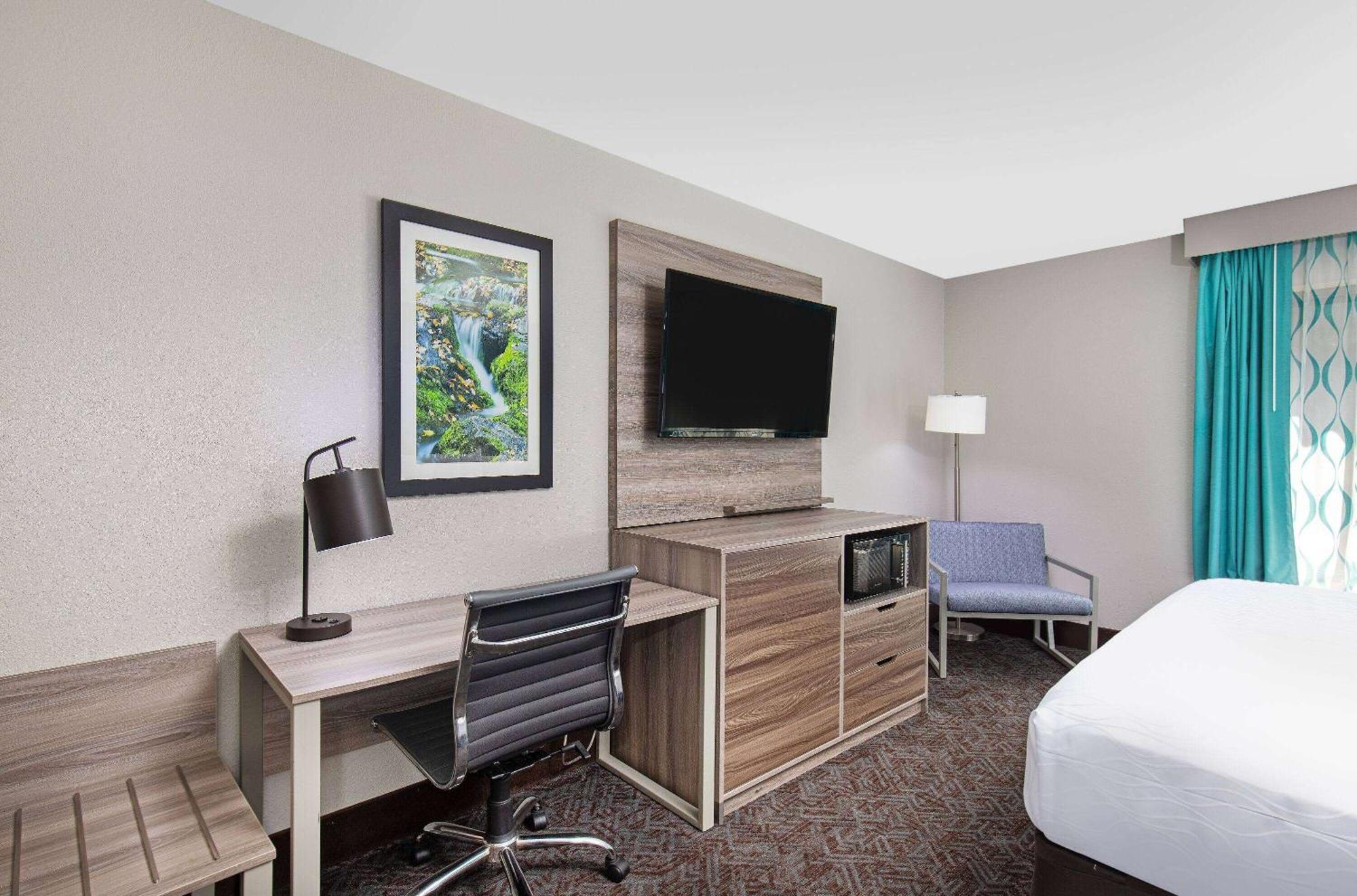 La Quinta Inn By Wyndham Pigeon Forge-Dollywood Экстерьер фото